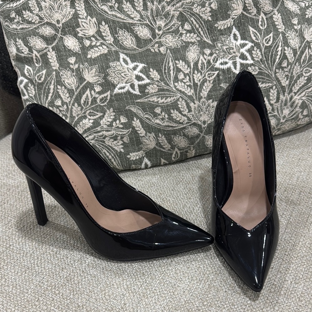 Zara Elegant Black Stiletto Heels